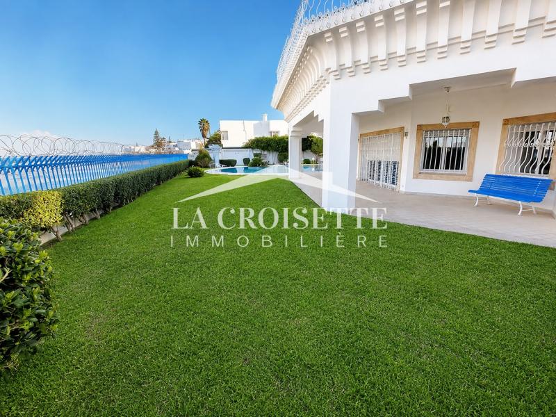 Villa S+5 à La Marsa 